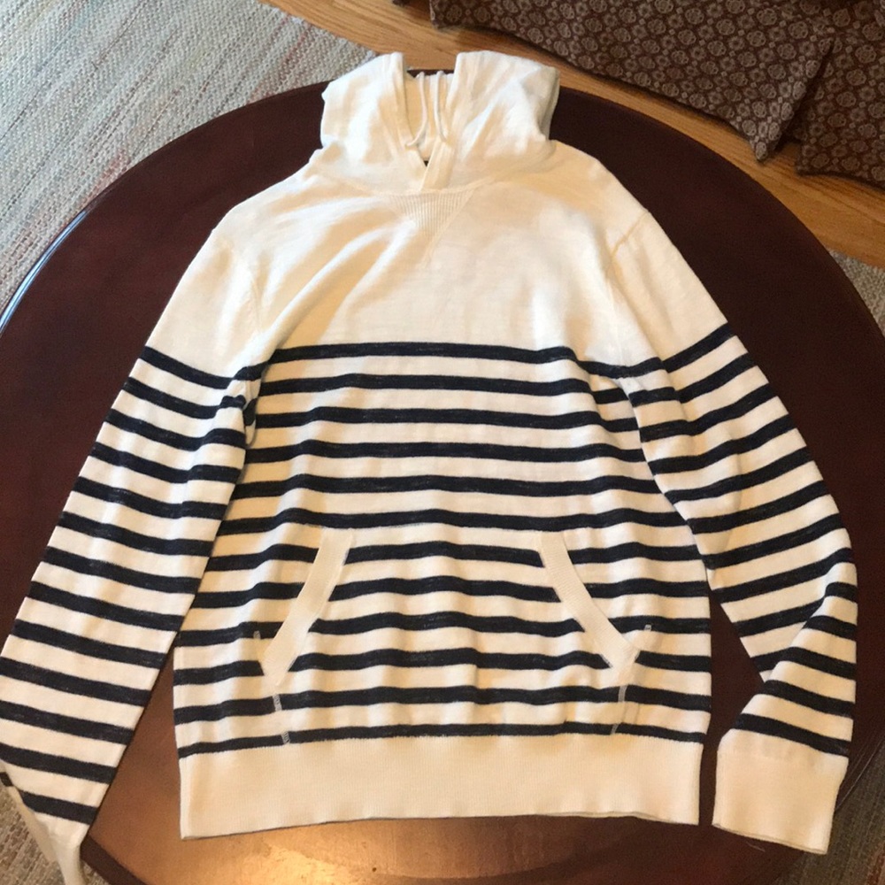 Banana republic sweatshirt